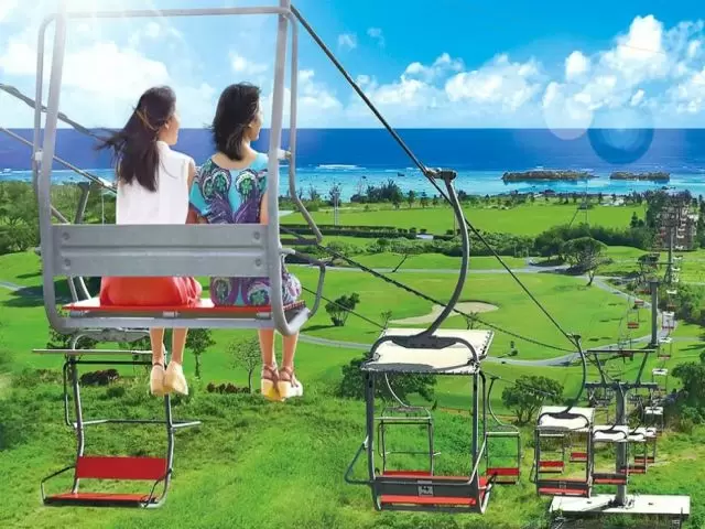 【沖縄リゾバ人気No.1の大型リゾートホテル】お仕事はリゾート内のリフト補助の業務です♪