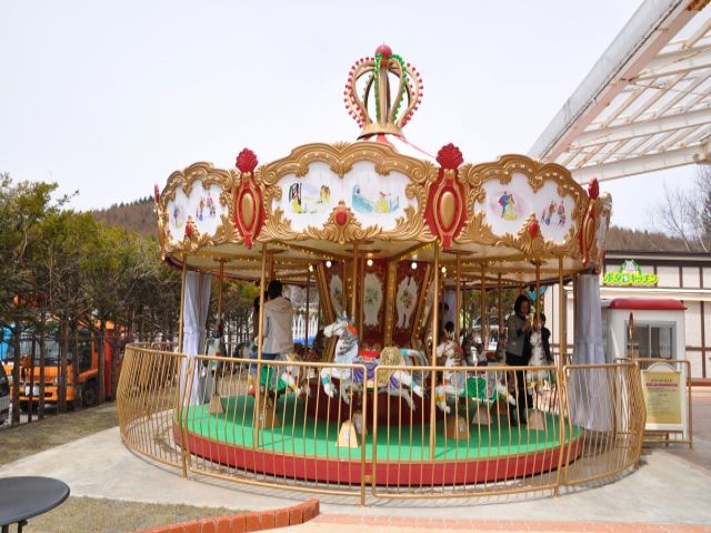 近くにはテーマパークもあるので休日にぜひ足を運んでみてください！