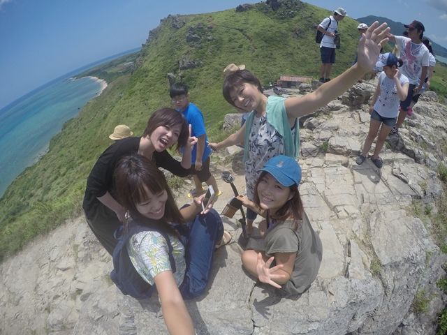 スタッフは20代30代が活躍中です。