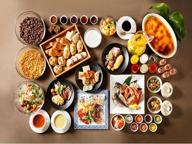 朝食のビュッフェ！明るく笑顔でおもてなし★