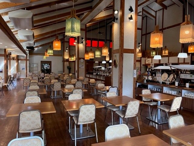 きれいな環境でお仕事していただけます。
手作りのメニュー表が可愛いアクセントです！