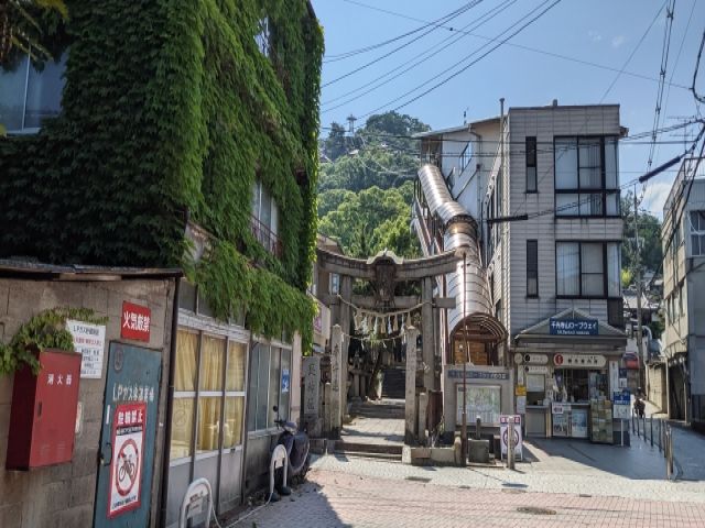 レトロな街並み。生活も便利です。