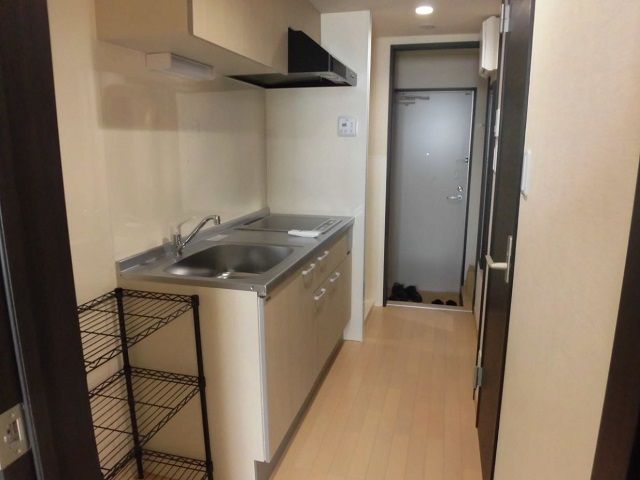 寮はトイレ・お風呂・キッチン付きでとても綺麗な1Ｒ個室♪♪