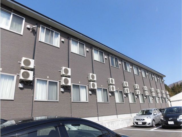 寮の外観です☆★敷地内にあるので通勤もラクチン♪♪