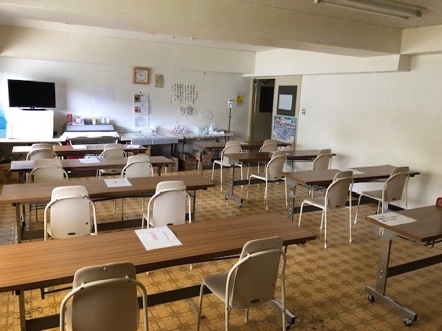 こちらは従業員食堂です。利用時間はしっかり守りましょう！！