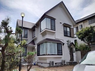 【Wi-Fi完備×大浴場利用OK】満了率延長率抜群の職場！毎日送迎ありでラクラク出勤！