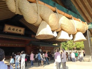 駅近、個室、Wifi完備、通し勤務。休日は縁結びの神様「出雲大社」へ！