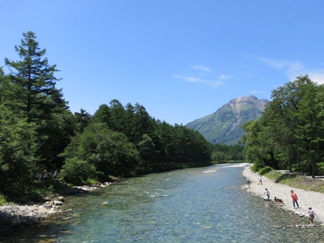 上高地までバスで約1時間。
自然好きにはたまりません！