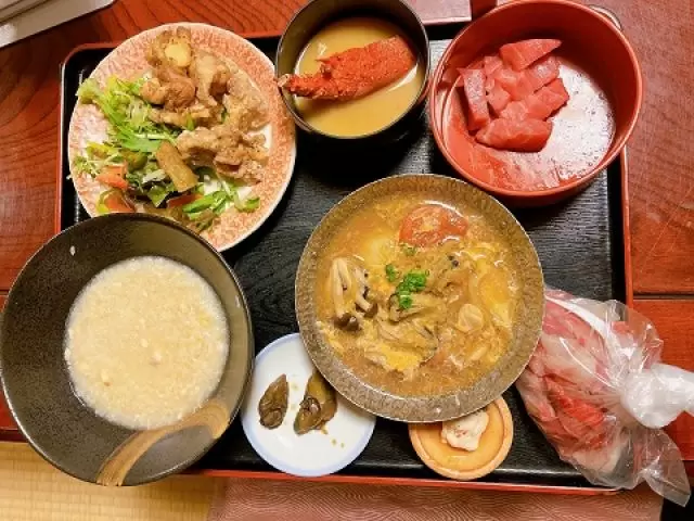 格安で食べれる賄いはこんな感じ☆
スタッフさんからも大好評で最高に美味い!!