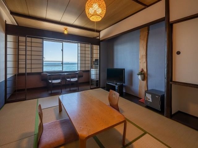 寮は嬉しい客室利用!!広々とした和室タイプなので休みもゆっくり過ごせます!!