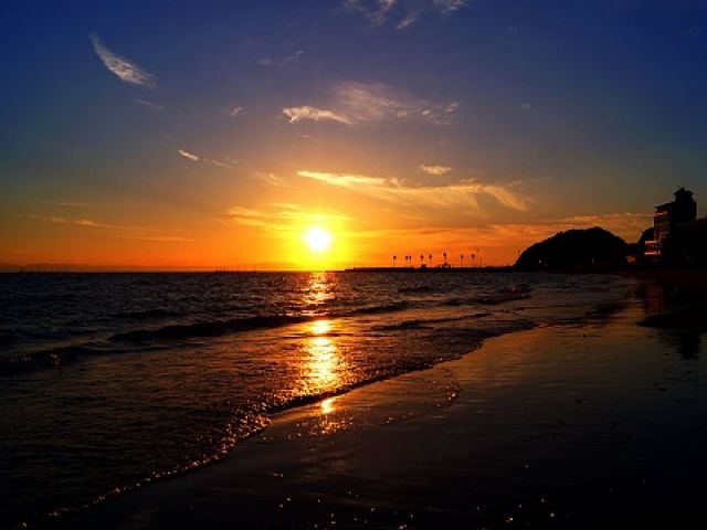 2,30代のスタッフさん多数活躍中!!
名古屋までアクセス良し☆寮きれい☆稼げる☆