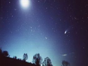 ここでしか見れない満天の星空が見れますよ♪