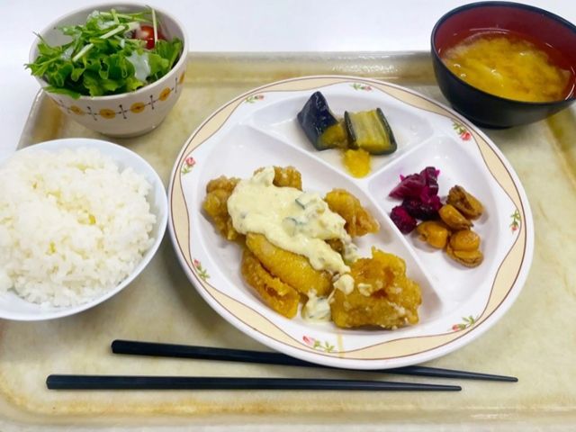 従食も評判高く、ボリューム満点！