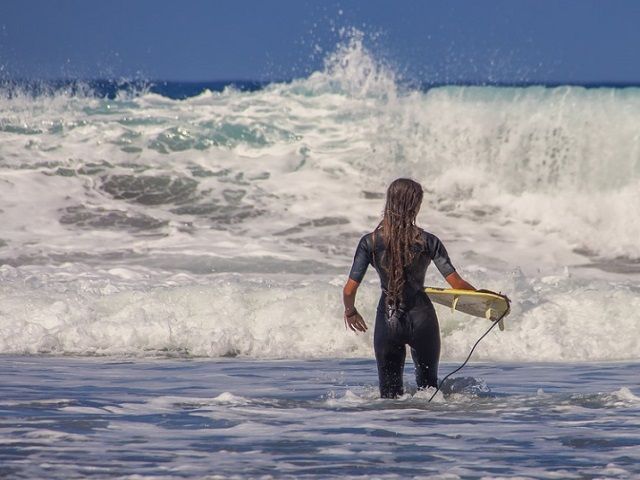 休日は海を大満喫♪海水浴もサーフィンも何でも楽しめます！！