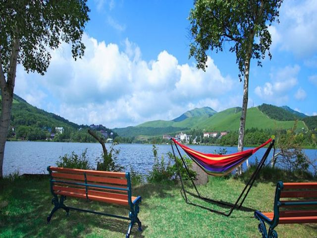 オフには白樺湖の湖畔でゆったり☆心地よい癒しの空間です！