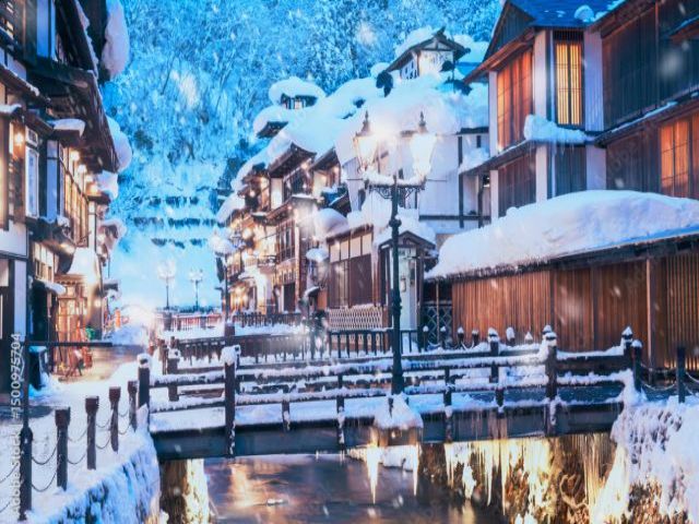 大正ロマン漂う街並みは昼も夜もおすすめ☆