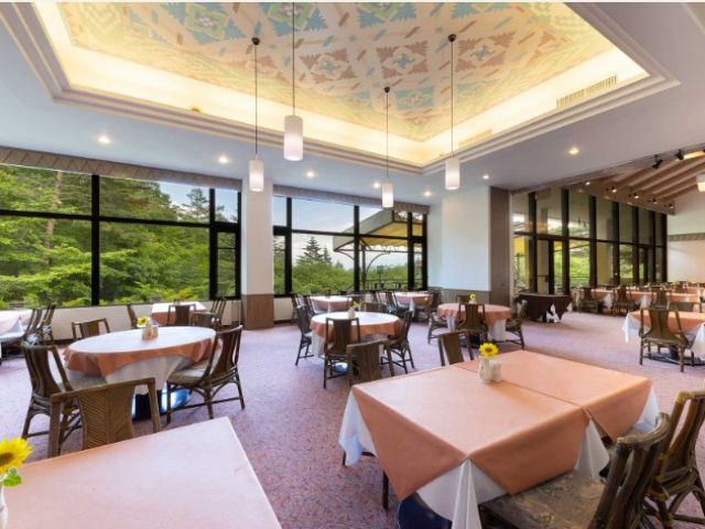 ホテル内レストラン①