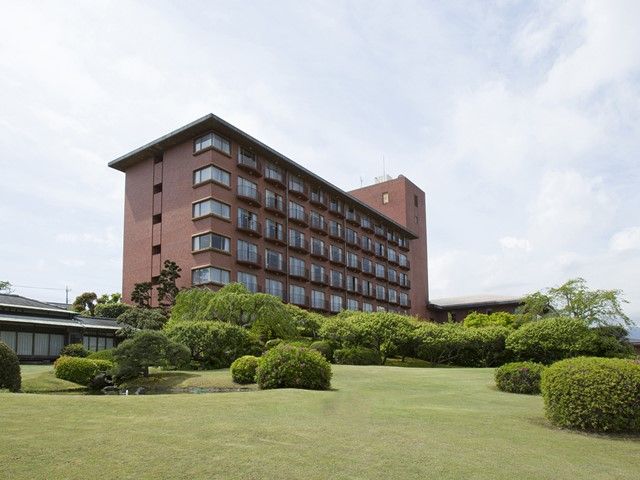 自然に囲まれた綺麗なホテルです♪