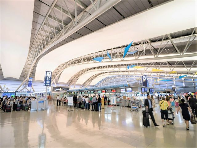 大阪国際空港から電車で20分♪