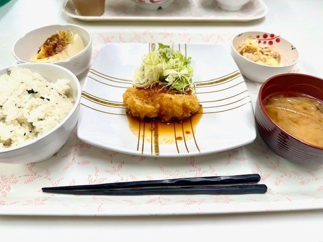 従業員食堂の食事★