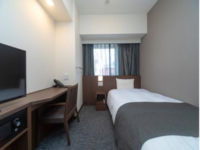 寮は個室で館内のお部屋を使わせていただくので快適！（写真は一例）