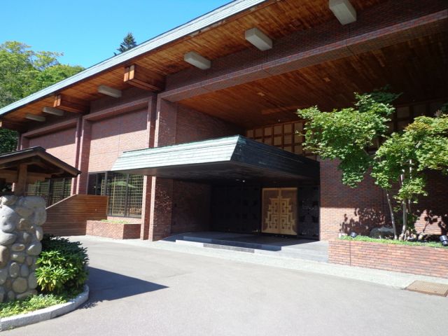 外観から高級感漂う佇まい♪