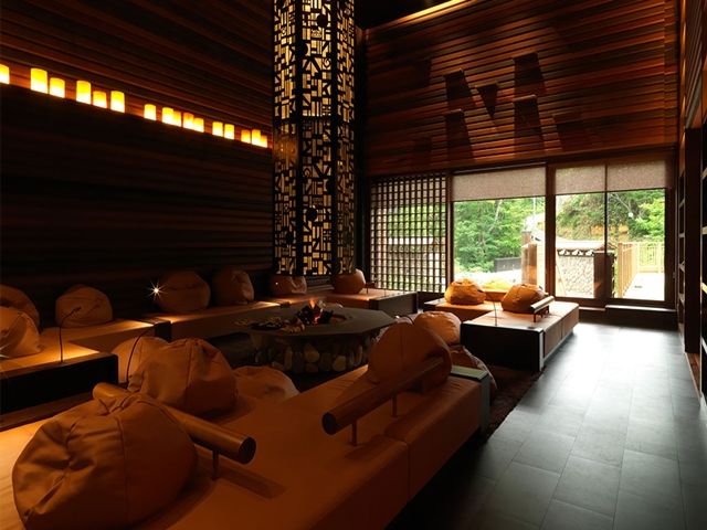 「和」のテイストが輝く館内の造り。職場自慢できること間違いなし！