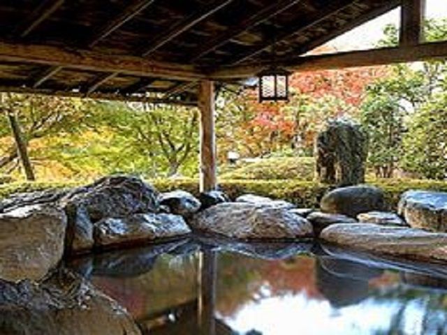 弱酸性のお肌に優しい温泉☆