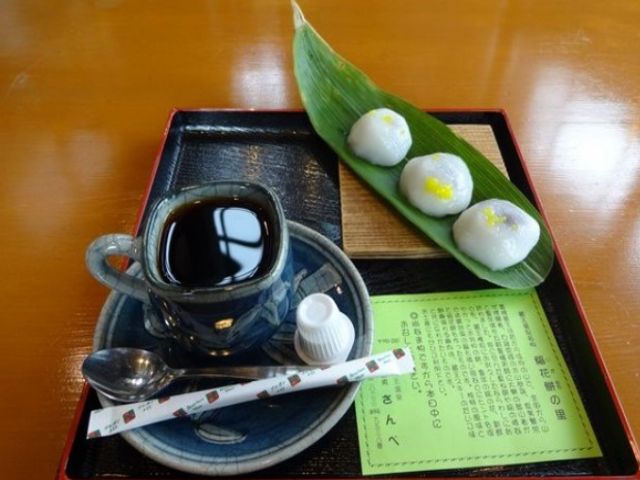 おいしい食べ物いっぱい♪