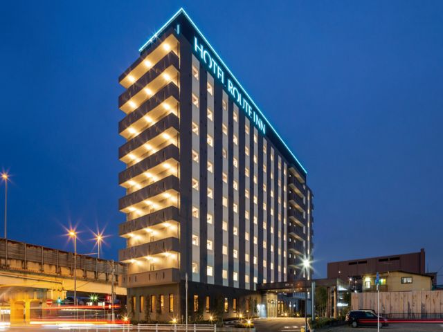 ☆ホテル外観です。生活環境も整ってます！