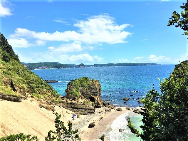 東伊豆と言えば海！目の前は海が広がってます。