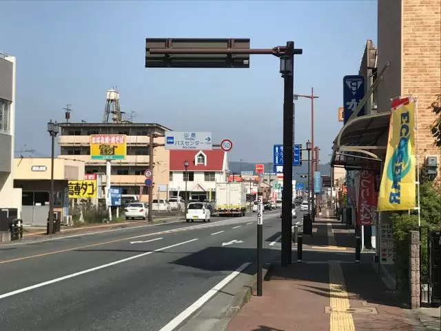 徒歩圏内にコンビニ・スーパー・ファーストフードなど有。何も困りません！