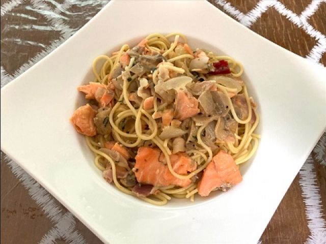 自慢のまかないが食べれます◇
スタッフさんアンケートで満点もらいました!!