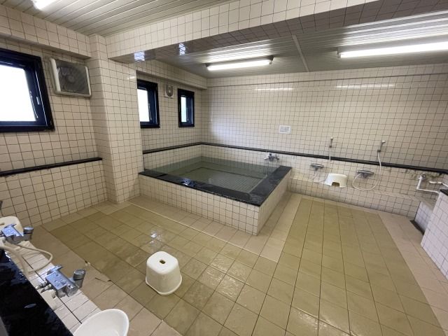 寮の共同風呂となります。