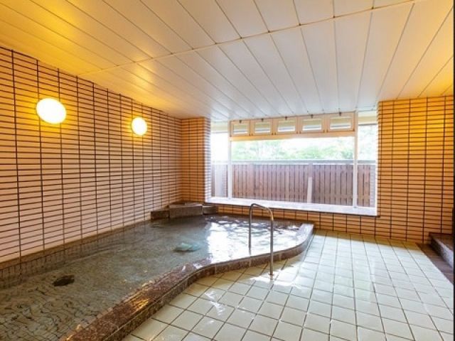 嬉しい大浴場利用OK♪泉質は自慢の軟水☆お仕事終わりにゆっくり疲れをとって下さいね!!