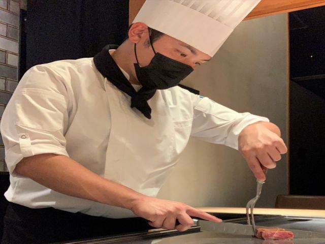 鉄板焼きレストラン！経験を活かしたい方は是非！