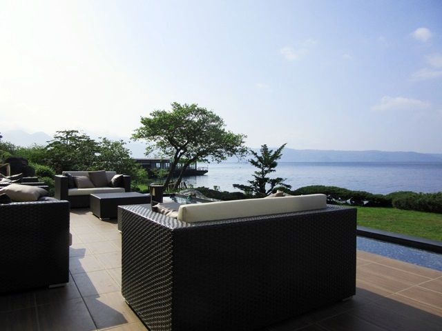 ロビーからは一面に洞爺湖の景色が一望できちゃう★