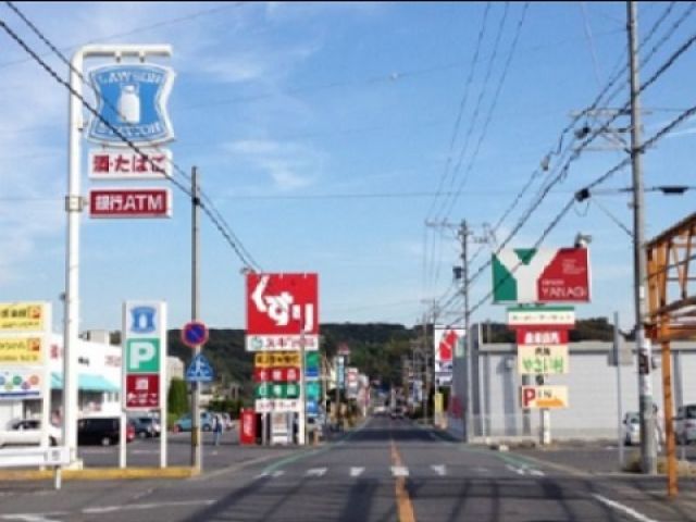 内海駅周辺は生活環境抜群☆
ビーチも近くて釣りやサーフィンもできます!!