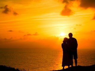 ★職場目の前はサンセットが綺麗な海★自然が豊富でのんびりな環境で、調理補助のお仕事です♪