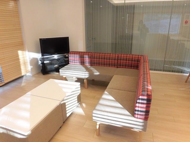 共有スペース☆スタッフの皆さんとの団らんスペースとなります。