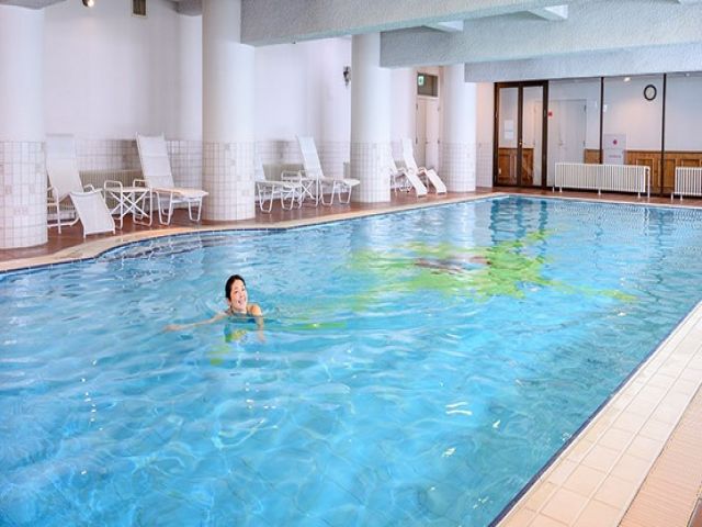 温水プールも利用できちゃいます！！