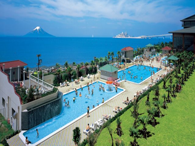 太平洋を一望★解放感抜群のプール併設！