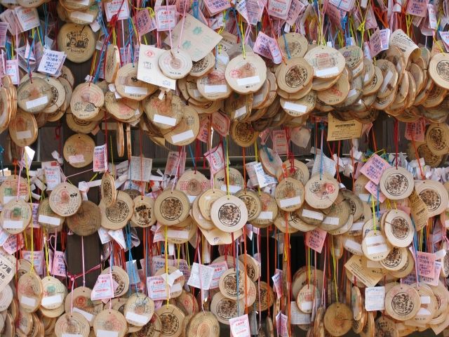 お休みの日はいろんな温泉に入ってお肌ツルスベになりましょう♪