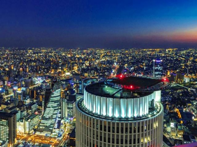 最高な夜景見ながらお仕事しませんか♪