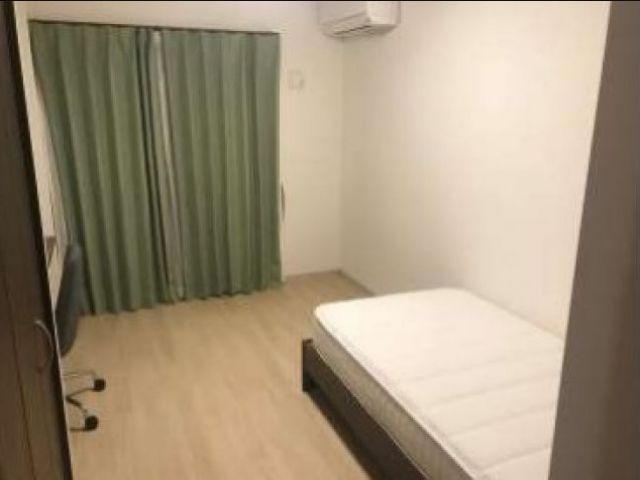 築浅のトイレ・風呂付のお部屋です。スタッフさんからも好評です！