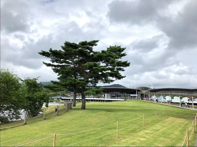 近くにはアウトレットがあるので、是非行ってみてください♪