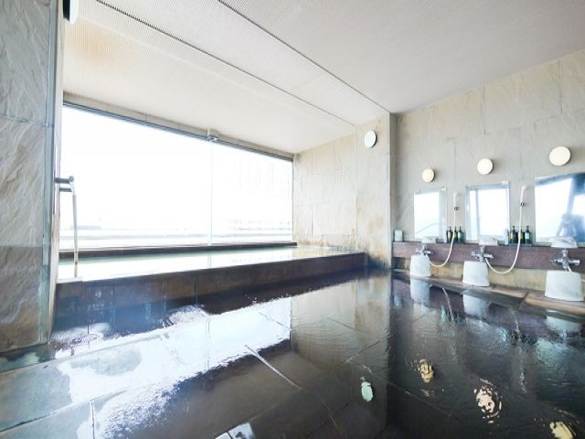 施設内大浴場です。