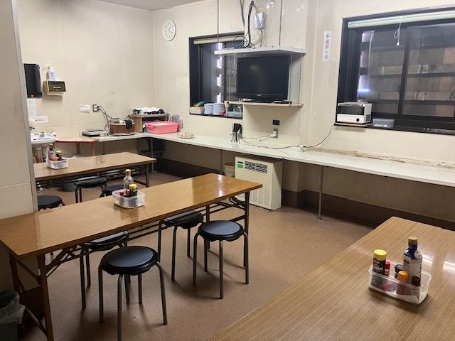 ～従業員食堂は美味しいと評判の賄いが楽しめる～
満足いくまで食べれます！！