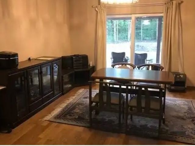 人気のキャンプ施設です！一棟の家に住んでいただきます！