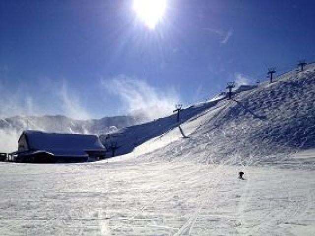 お休みの日や中抜け時には滑り倒そう！！
滑り希望の方必見です！